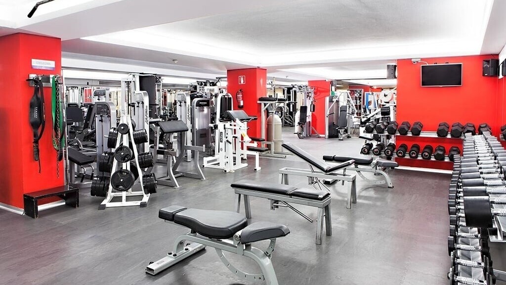 Port hotel fiesta park